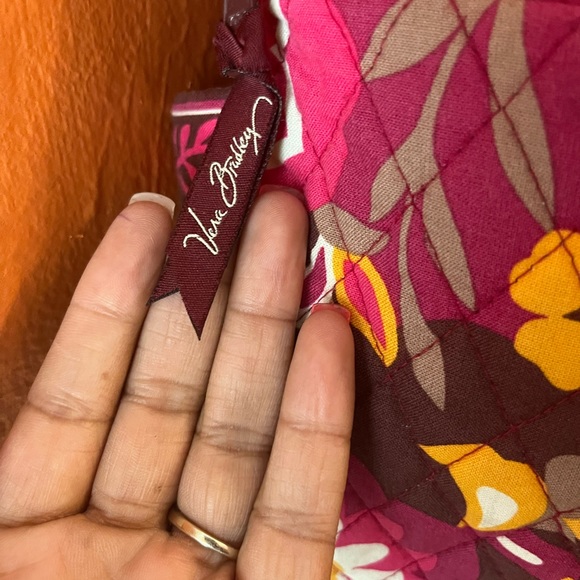 EUC Vera Bradley Messenger Bag & ID holder Set (Carnaby Retired Pattern) - Picture 14 of 15